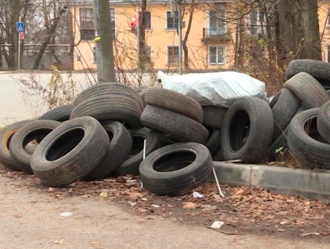 Акция по бесплатной утилизации покрышек стартовала в Калуге