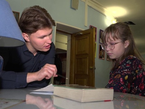 Калужских школьников и студентов СПО приглашают на конкурс художественного чтения