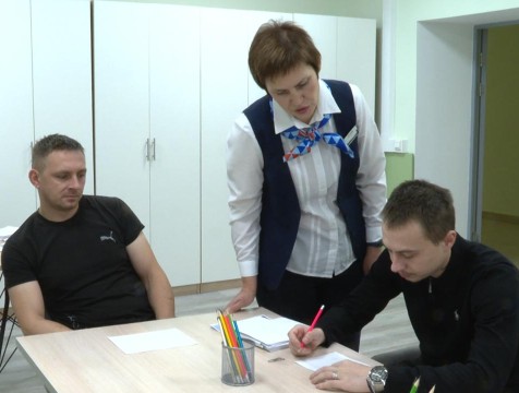 Ярмарку вакансий с тренингами провели для участников СВО и их семей в Калуге