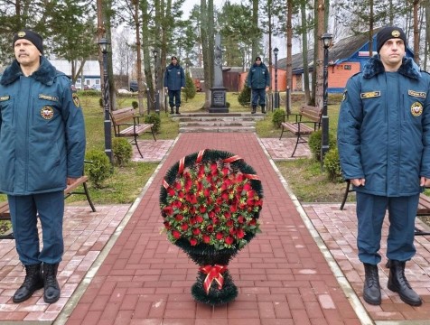 В Куйбышевском районе открыли сквер в честь героя-спасателя