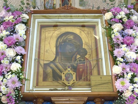 Православные калужане отмечают День памяти Казанской иконы Божией Матери