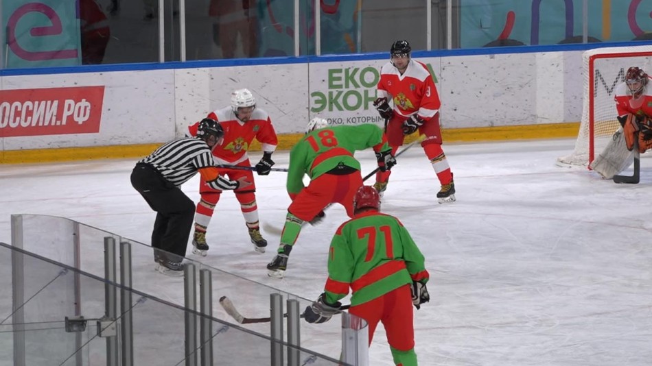 офицерская-хоккейная-лига1104.jpg