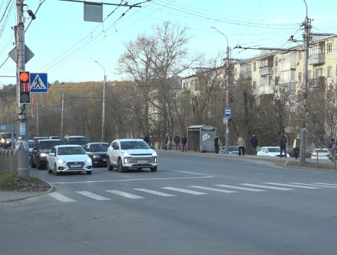 Более 100 тысяч раз нарушили правила проезда перекрестков в Калужской области