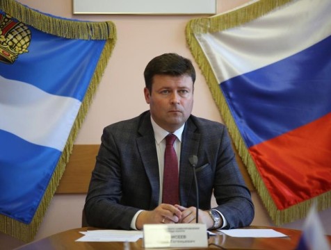 Юрий Моисеев поздравил калужан с Днём победного окончания Великого стояния на реке Угре