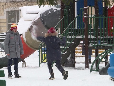 В трёх лагерях смогут провести зимние каникулы калужские школьники