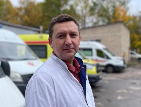 В Боровской ЦРБ назначили нового исполняющего обязанности главврача