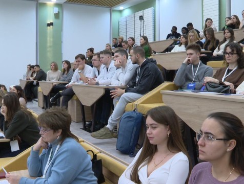 Калужские врачи поделились опытом на онкологической конференции