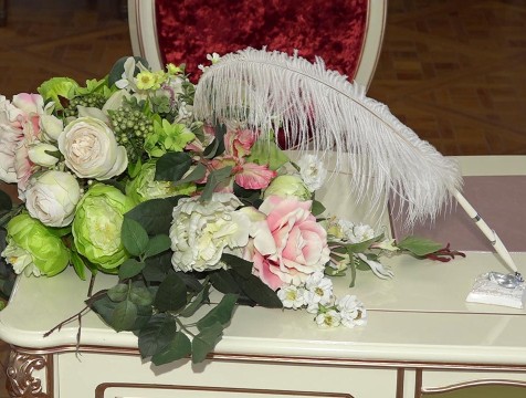 Самые красивые даты для свадеб в 2026 году назвал ЗАГС Калуги