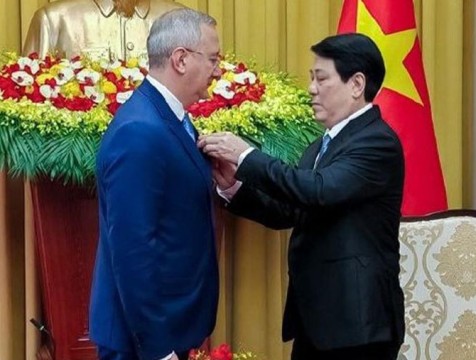 Калужский губернатор удостоен госнаграды Вьетнама