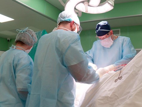 Анестезиолога-реаниматолога и хирурга ищут для работы в ЦМБ №2