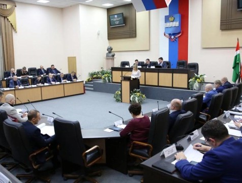 Бюджет Калуги на 2026 год приняли в первом чтении