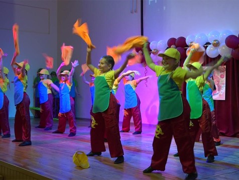 Концерт к предстоящему Дню матери прошёл в калужской школе