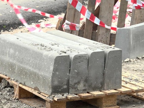 Семь запланированных тротуаров осталось отремонтировать в регионе до конца года