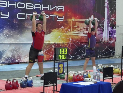 Кубок губернатора и юношеские соревнования по гиревому спорту стартовали в Калуге