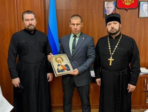 Калужские священнослужители посетили Первомайск с гуманитарной целью